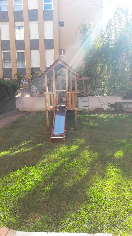 Hipalis Palmera Севиля Екстериор снимка