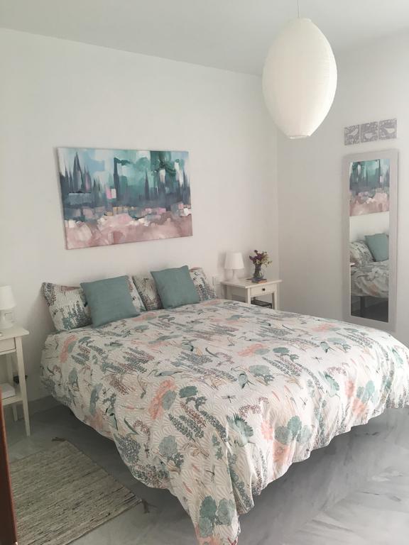 Hipalis Palmera Севиля Екстериор снимка